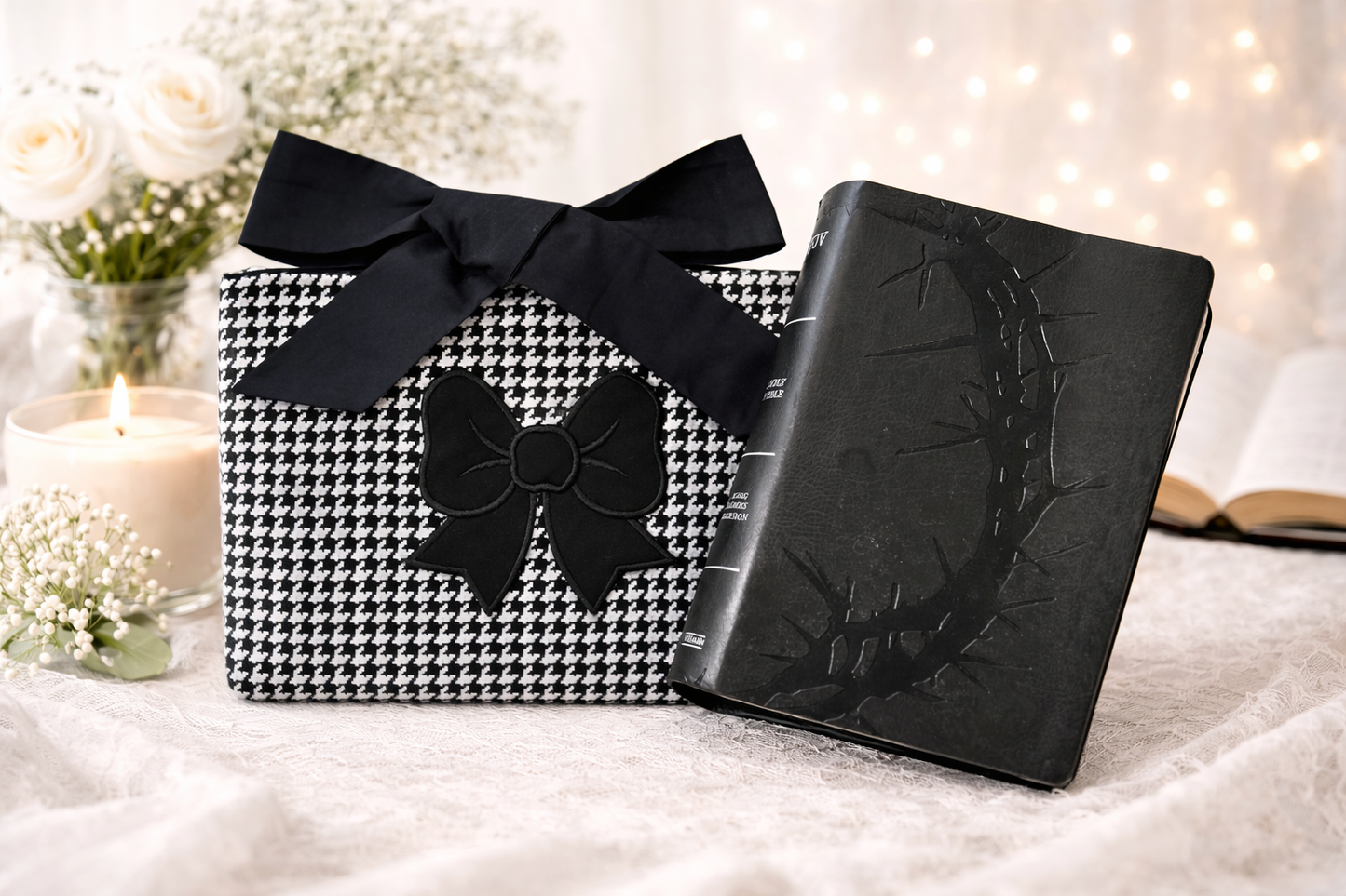 Black and White Houndstooth Bible/Book Sleeve with Bow Accent
